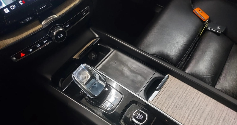 Volvo XC 60 cena 187900 przebieg: 32564, rok produkcji 2023 z Aleksandrów Łódzki małe 529